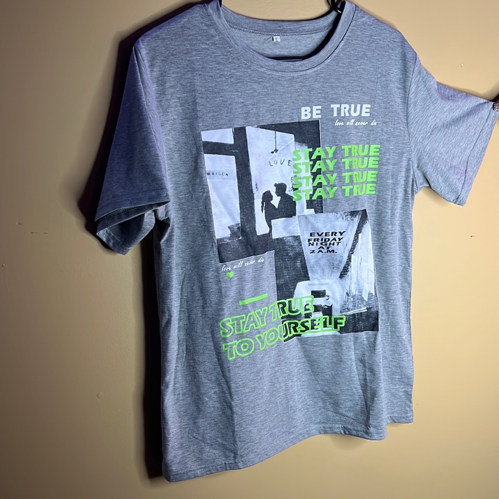 STAY TRUE SHIRT 💚